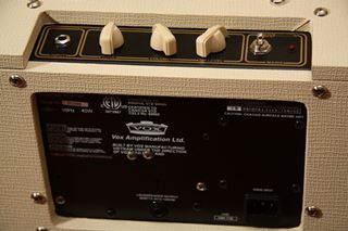 Vox AC4 Amp rear panel